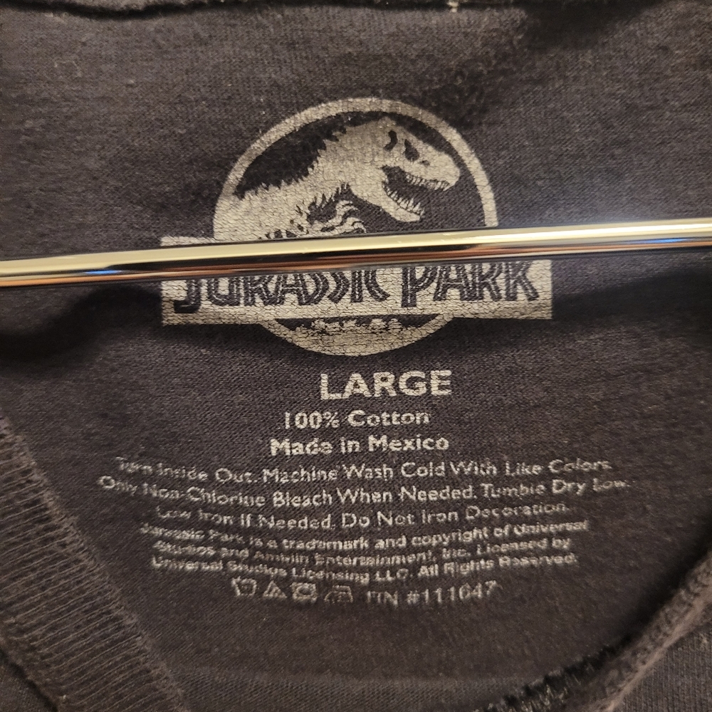 "Clever Girl" Jurassic Park Large Tshirt Black - Picture 3 of 3